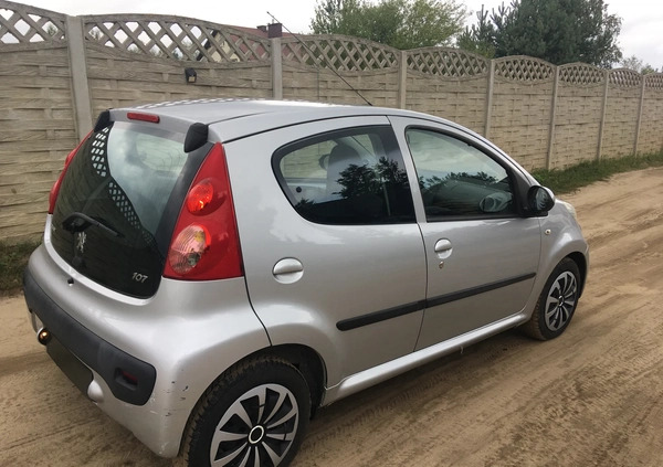 Peugeot 107 cena 10900 przebieg: 142846, rok produkcji 2006 z Nisko małe 56